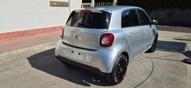 SMART ForFour 70 1.0 Passion