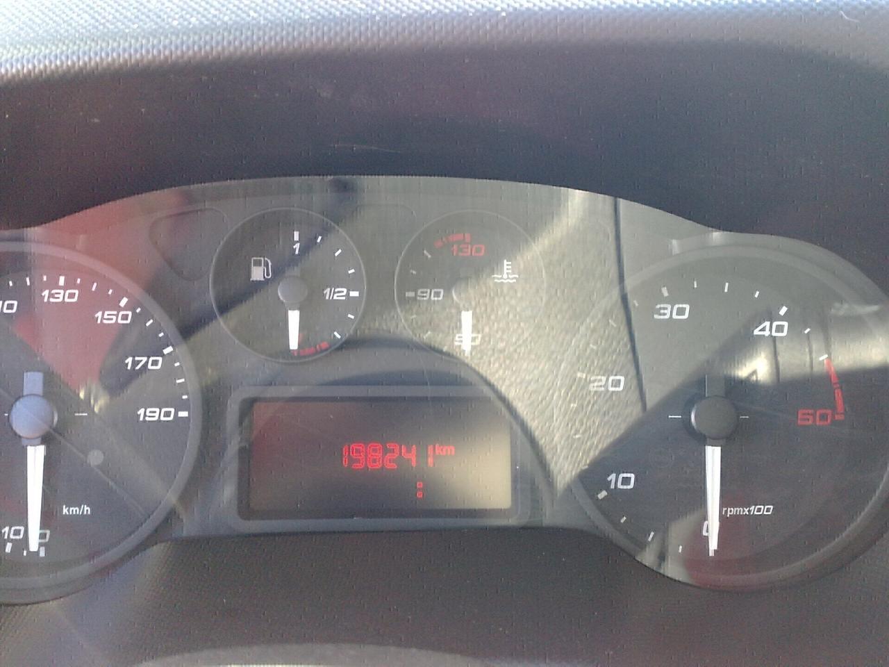 Iveco Daily 35s14 2.3hpt furgone di serie - 2018