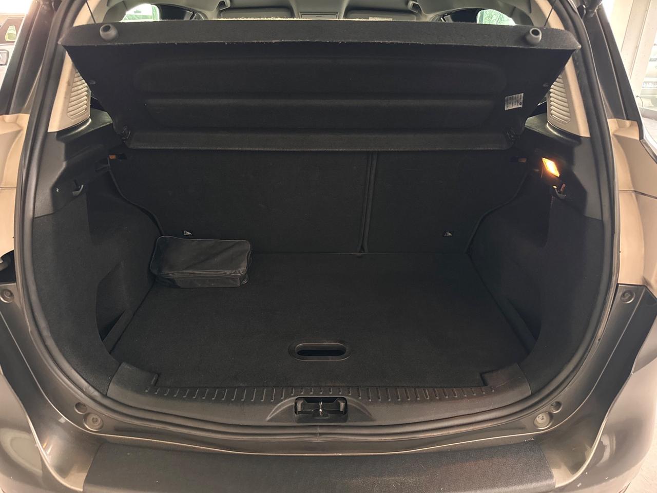 Ford B-Max 1.4 90 CV GPL Titanium