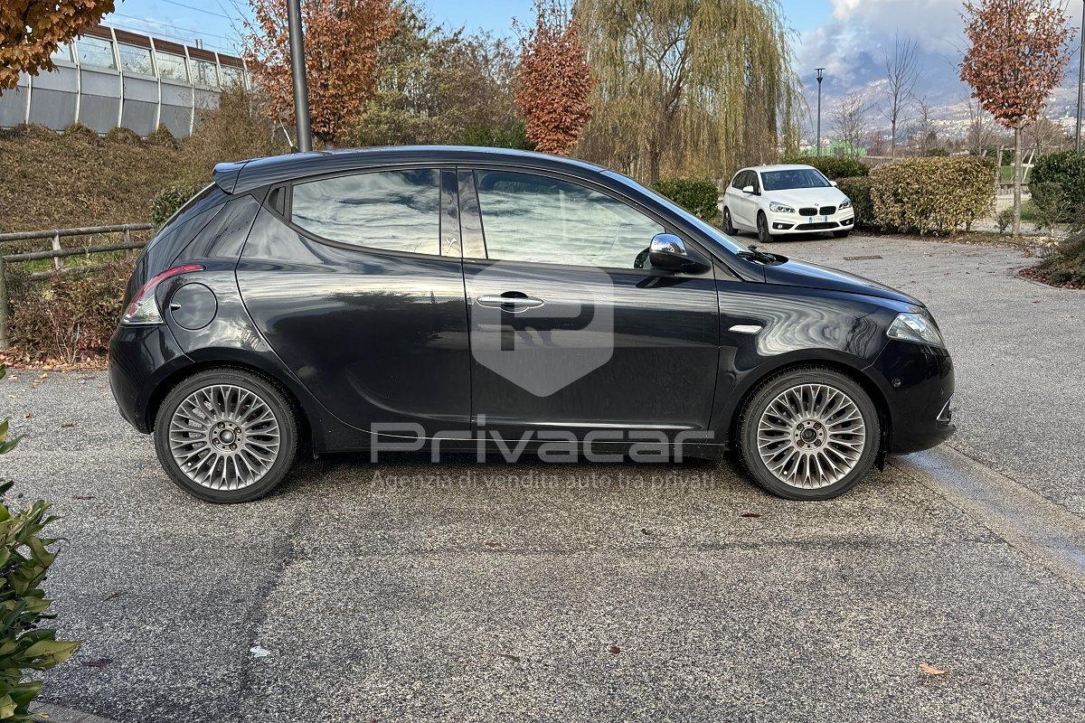 LANCIA Ypsilon 0.9 TwinAir 85 CV 5 porte S&S DFN Gold