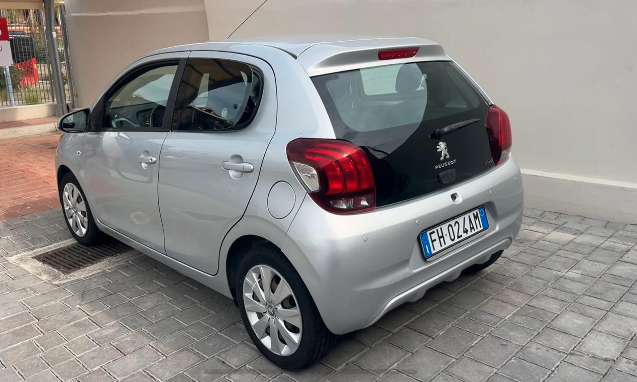Peugeot 108 PureTech 82 5 porte Allure