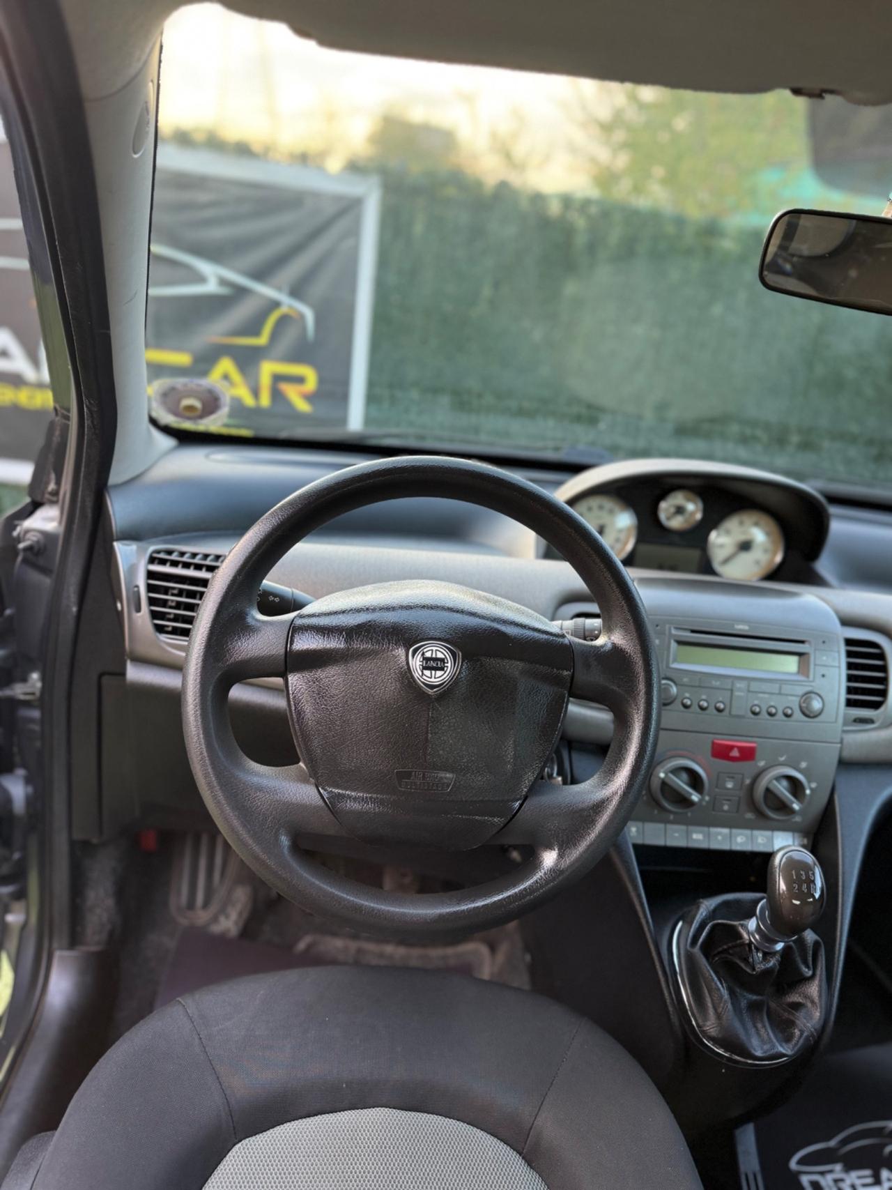 Lancia YPSILON 2006 1.2 BENZINA NEOPATENTATI