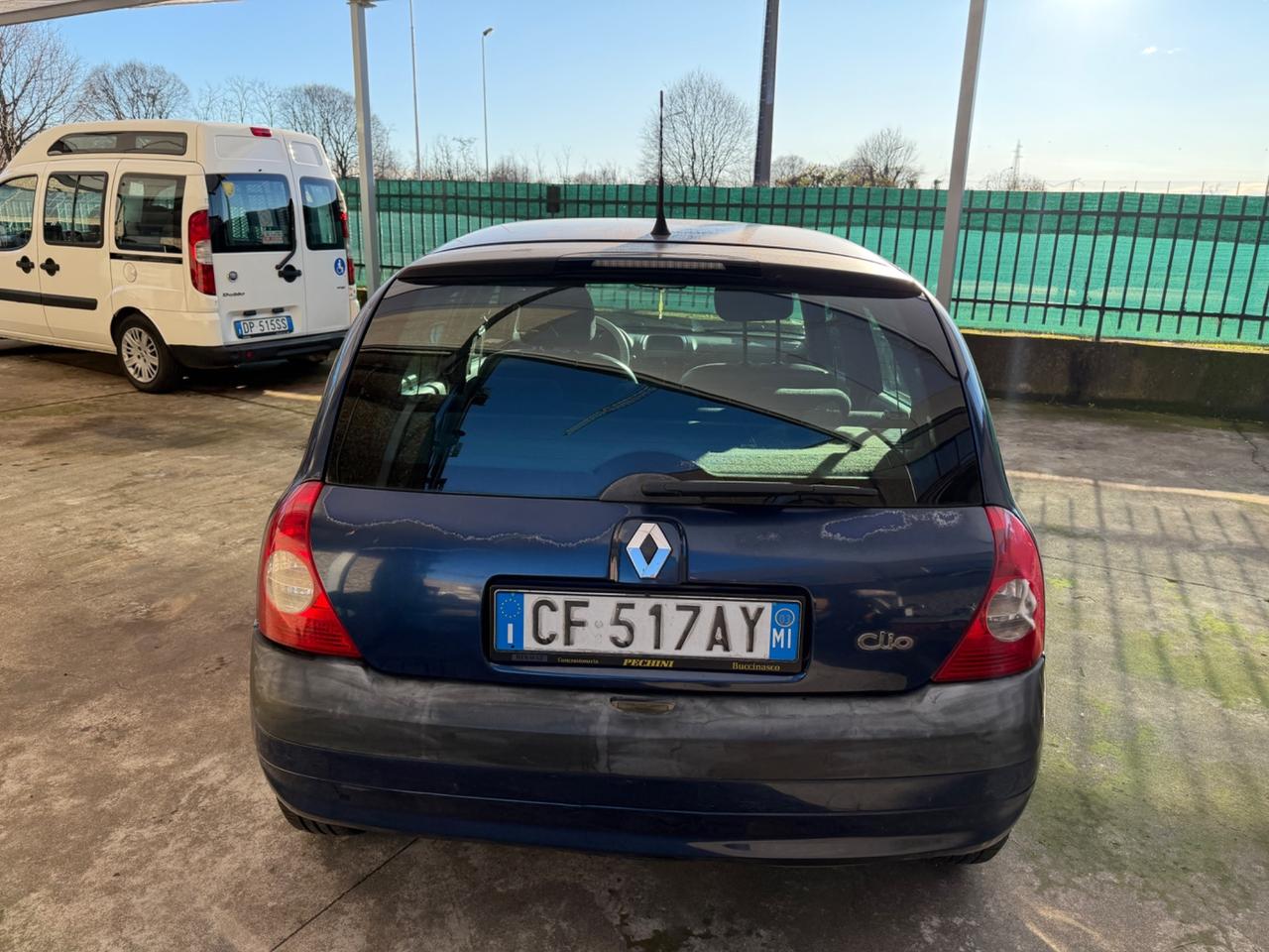 Renault Clio 1.2 BENZINA NEOPATENTATI CONSUMI BASSI
