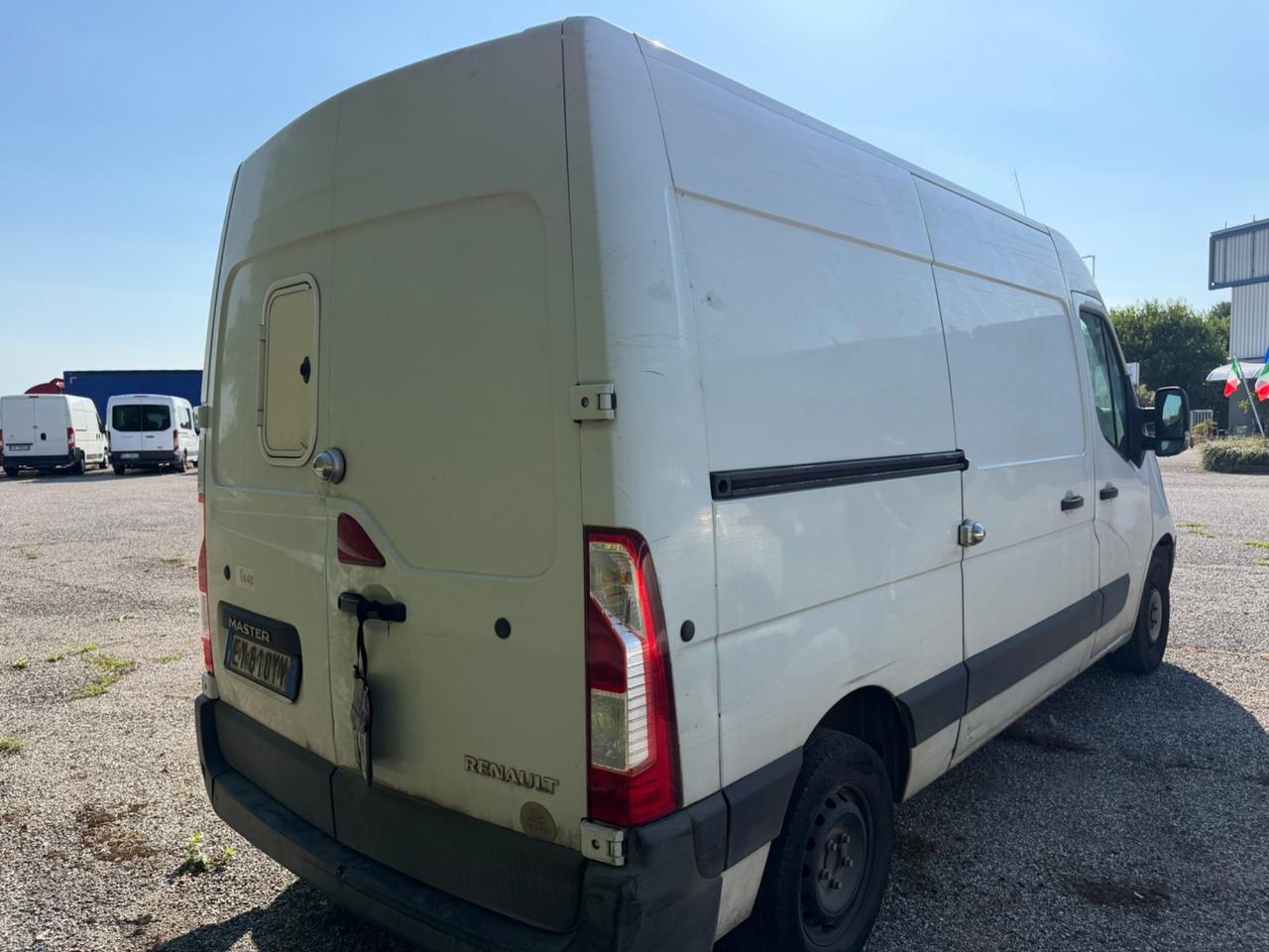Renault Master 2.3 dCi VA IN PROTEZIONE !