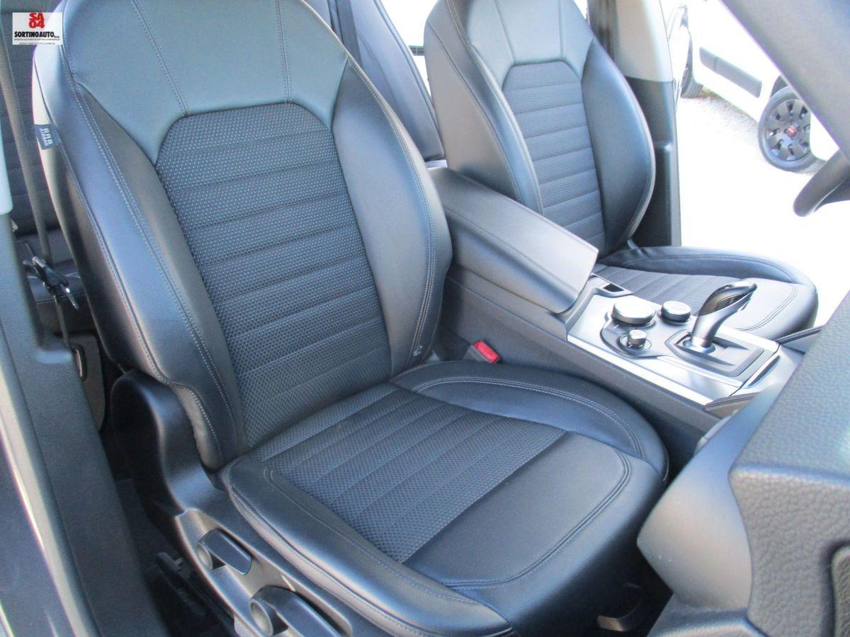 A.R.Stelvio 2.2 T.d. 210CV AT8 Q4 Exec.2019 FULL