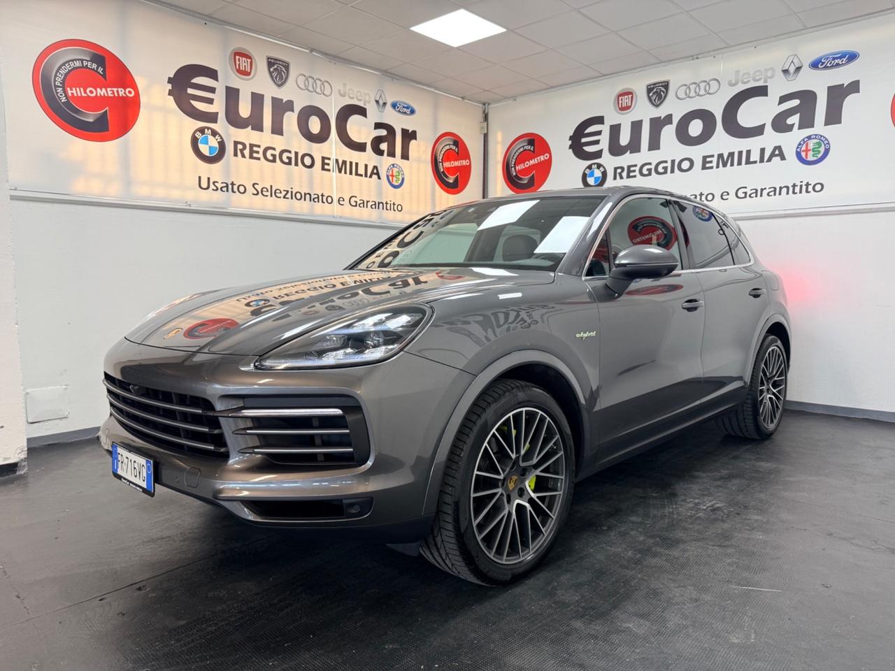 Porsche Cayenne 3.0 V6 462CV TOT E-Hybrid 07/2018 UFFICIALE