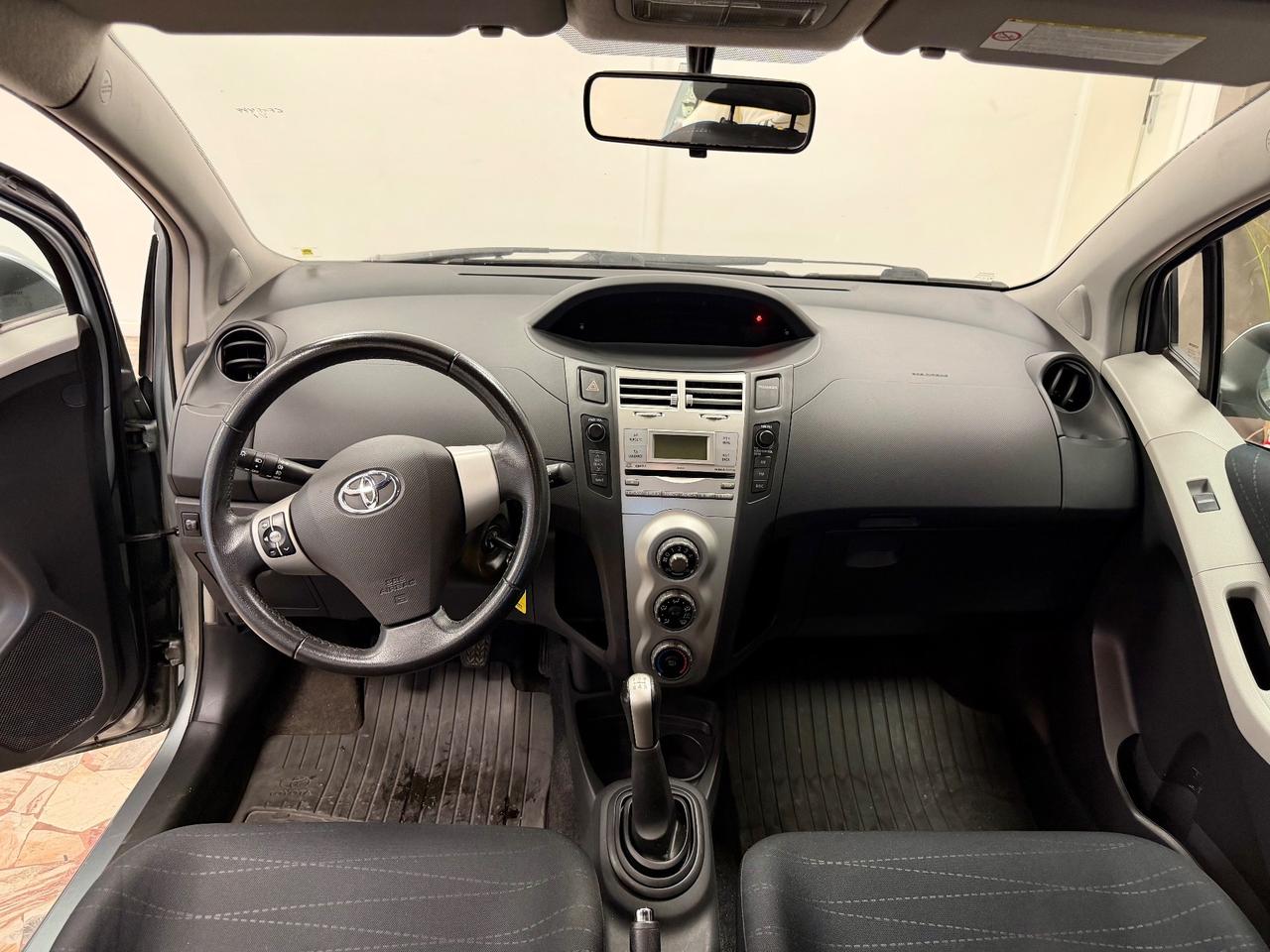 Toyota Yaris 1.4 D-4D 5 porte Navi