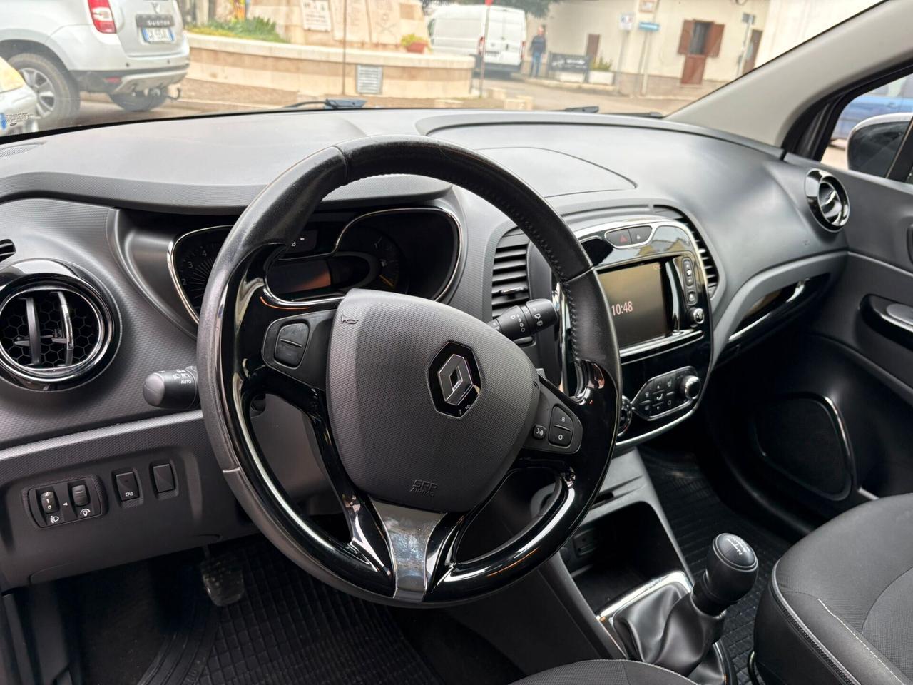 Renault Captur 1.5 R-LINK OPAC TITANIUM BICOLORE 2016 FULL OPT