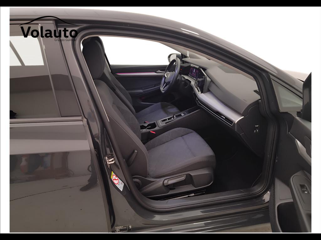 VOLKSWAGEN Golf VIII 2020 - Golf 1.0 etsi evo Life 110cv dsg