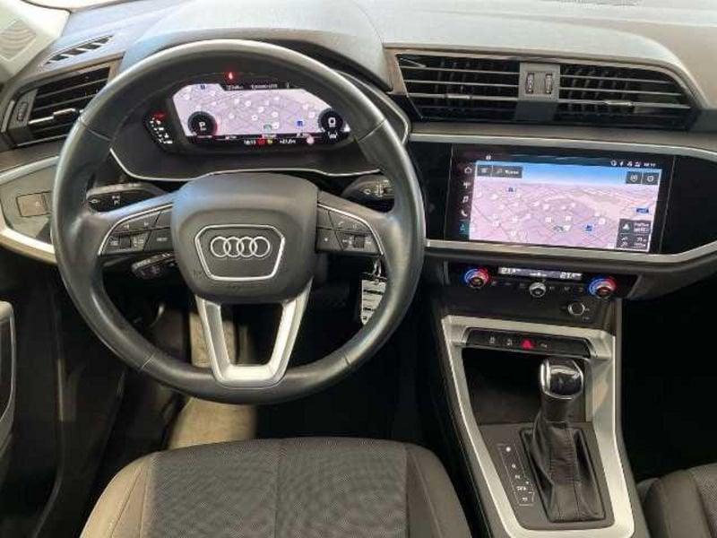 Audi Q3 II 2018 Audi 35 2.0 tdi Business s-tronic