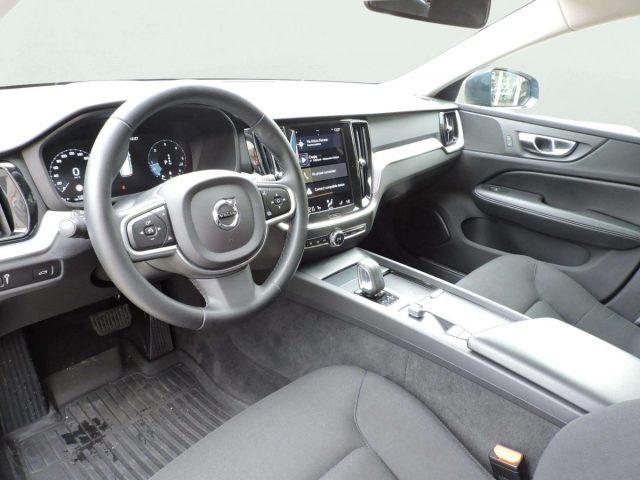 VOLVO V60 B4 (D) MOMENTUM BUSINESS AUTOMATICA