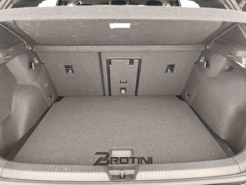 Volkswagen Golf Golf 2.0 tdi R-Line Plus 150cv dsg