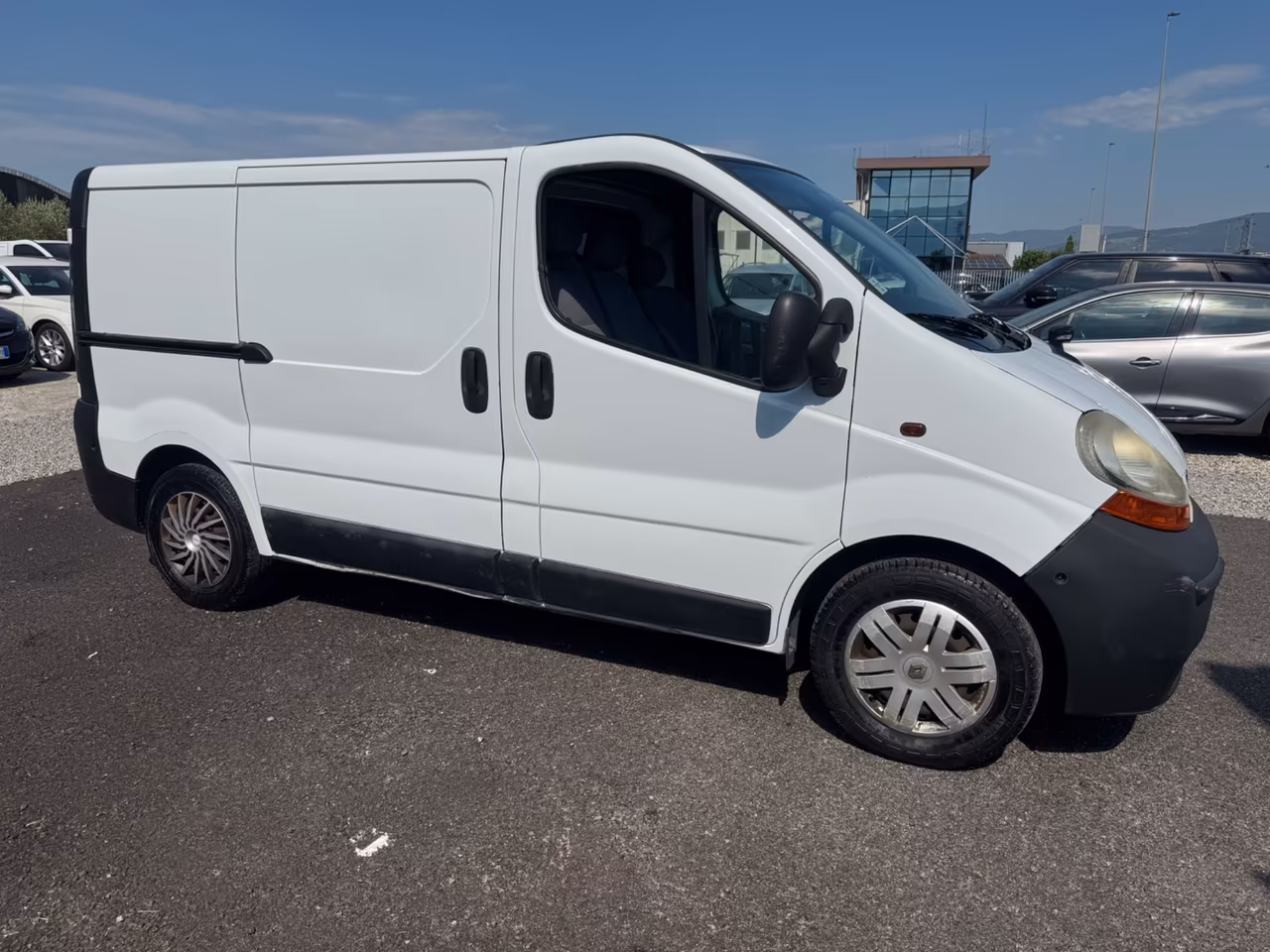 Renault Trafic T29 1.9 dCi/100PC-TN Furg.ICE