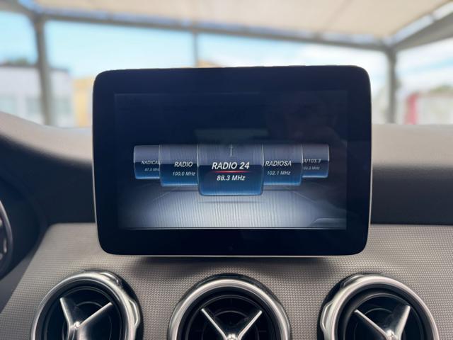 MERCEDES-BENZ GLA 180 d Automatic Sport (Tetto/Navi/Retro/Led)