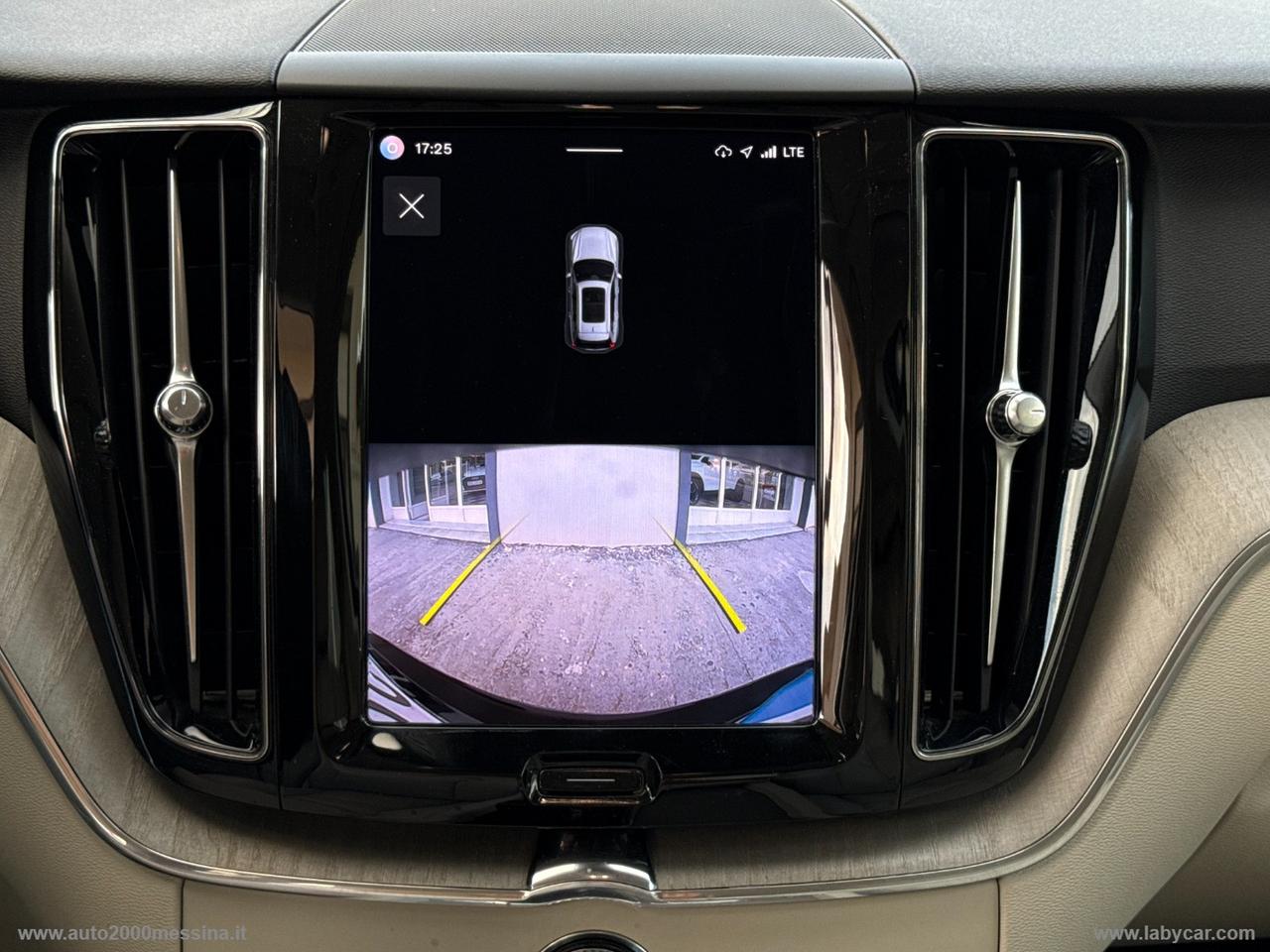 VOLVO XC60 B4 N1 AUTOCARRO 5 POSTI