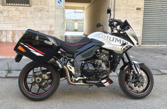 TRIUMPH Tiger 1050 Sport