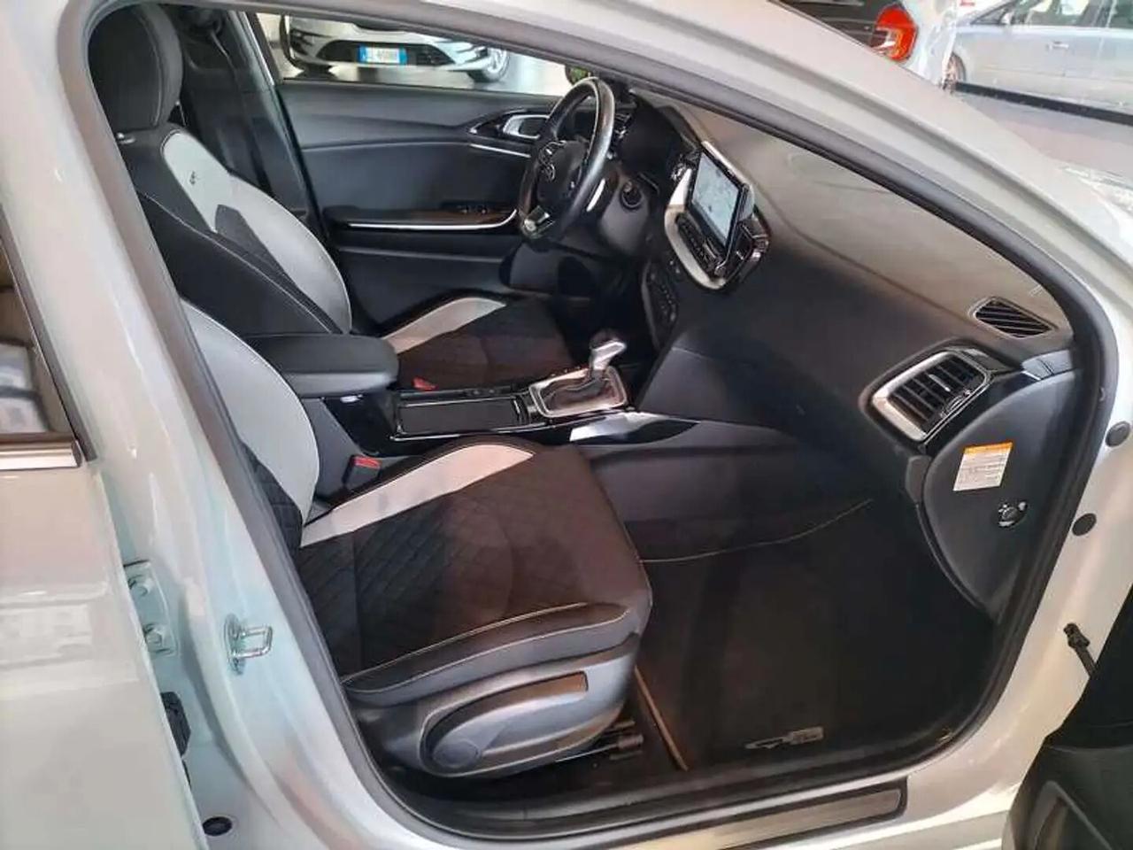 Kia ProCeed ProCeed 1.5 T-GDI MHEV DCT GT Line Plus