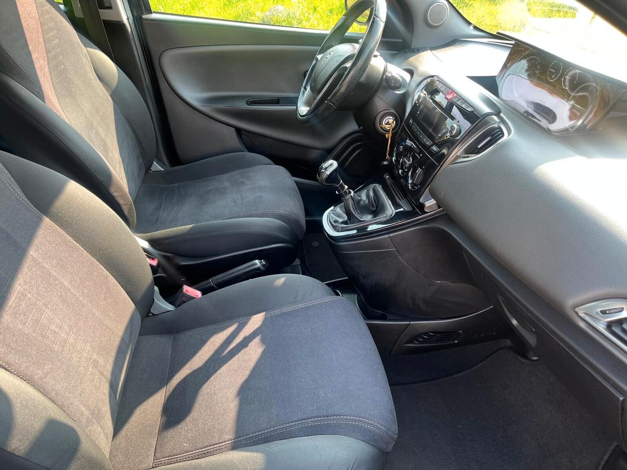 Lancia Ypsilon 1.3 MJT 16V 95 CV 5 porte S&S