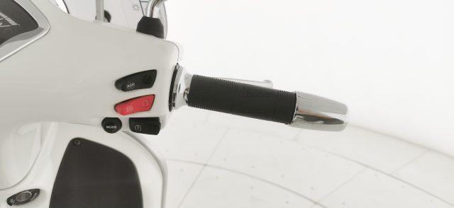 PIAGGIO Vespa GTS 300 Super GTS