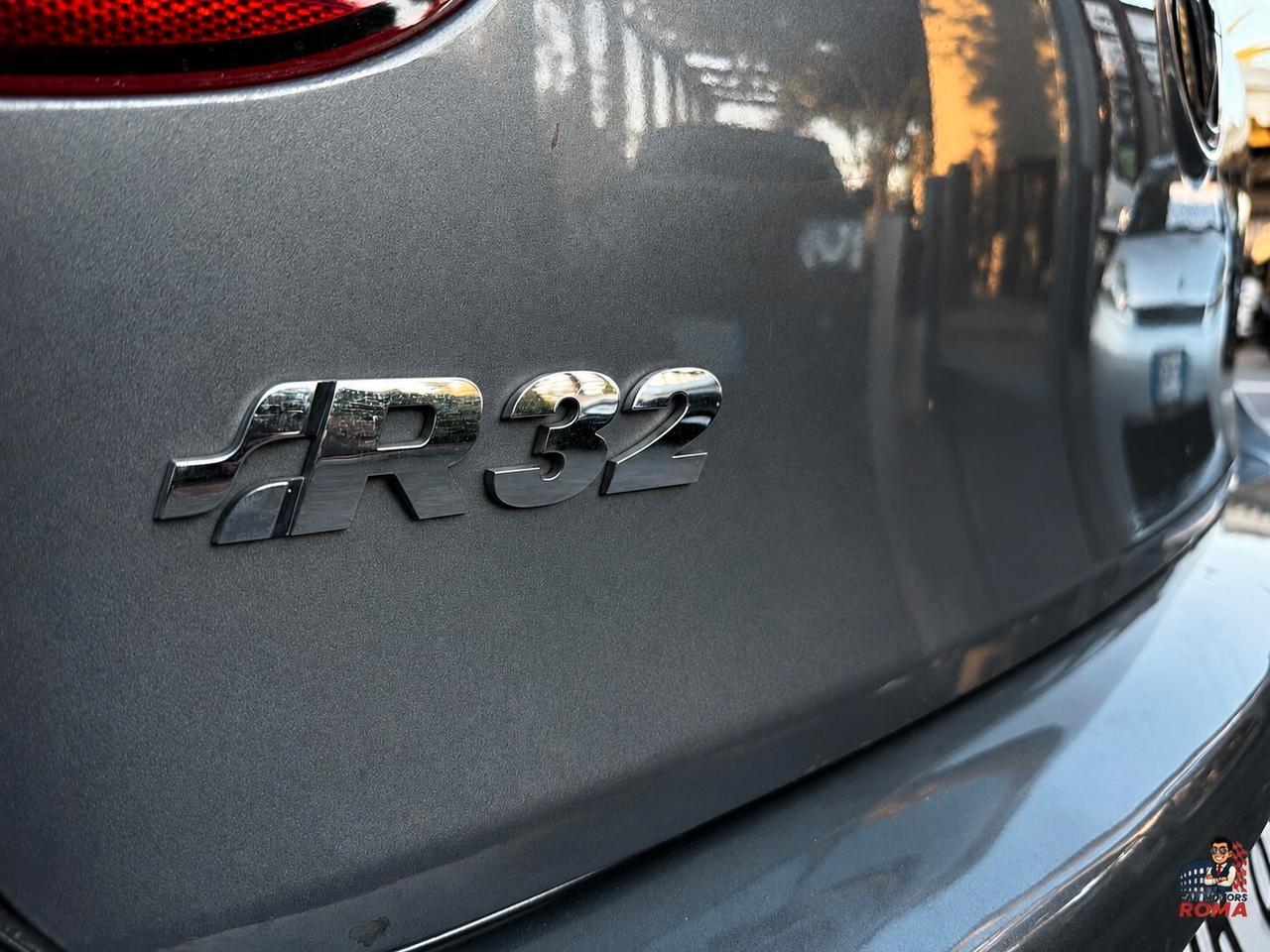 Volkswagen Golf 3.2 VR6 4mot. 5p. DSG R32