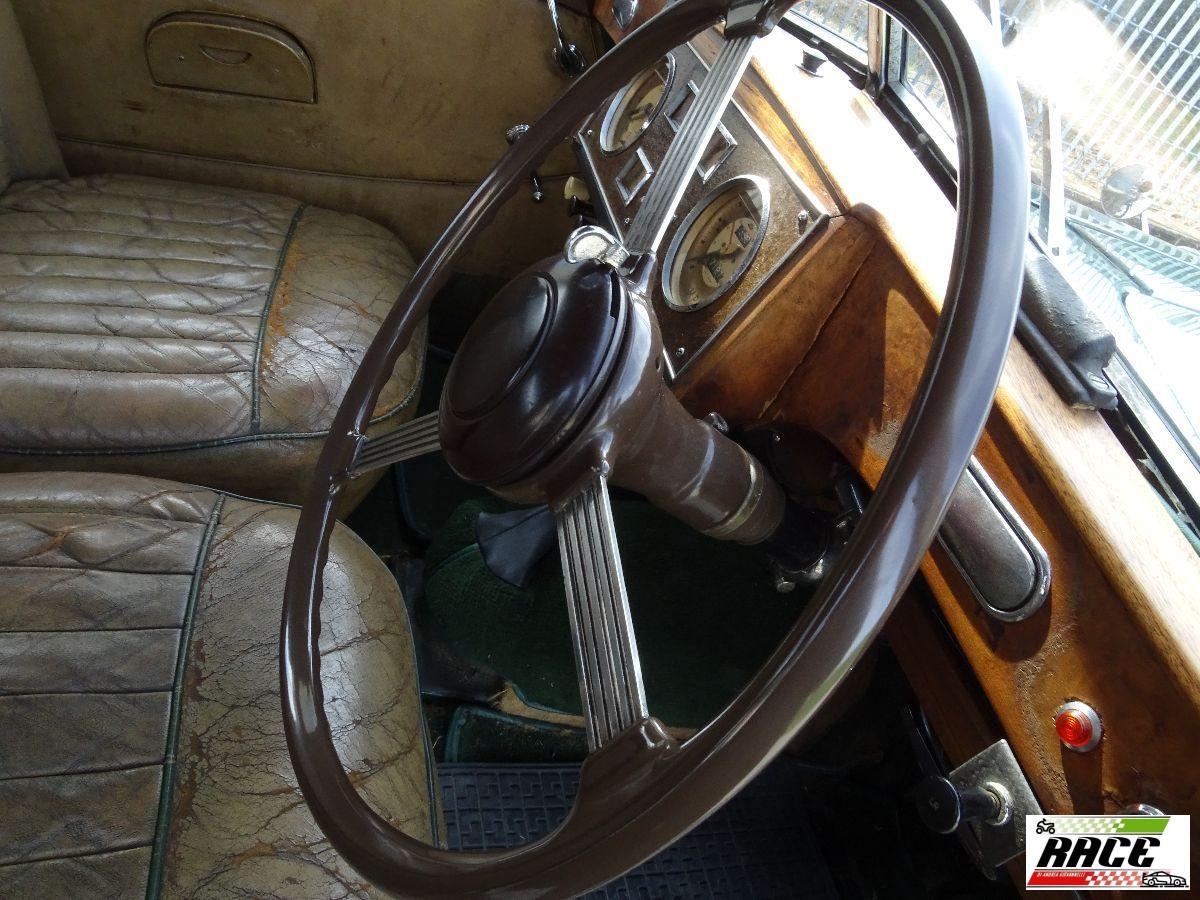 RILEY MOTORS SALOON 2.5 LITRE