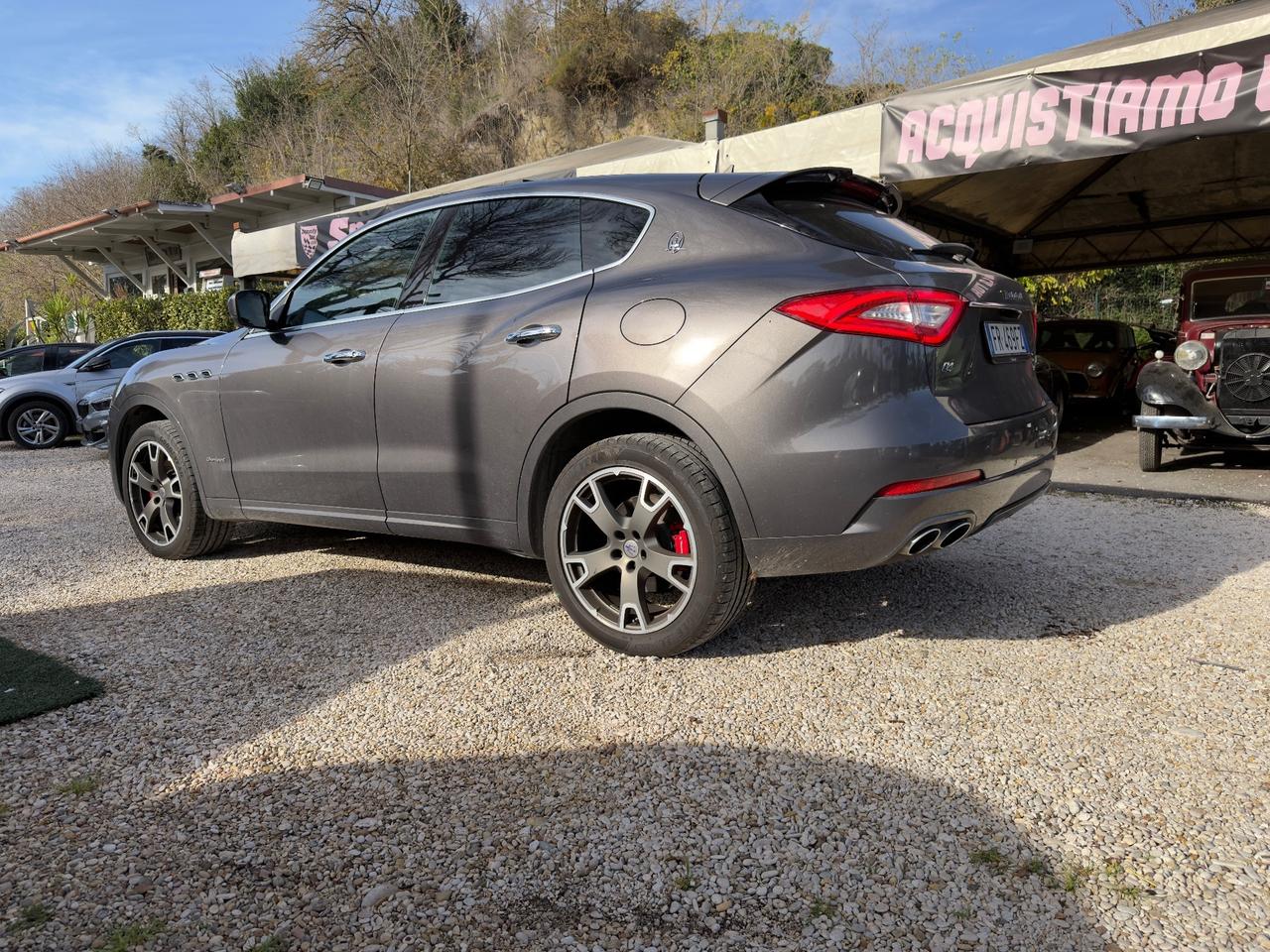 Maserati Levante V6 Diesel 275 CV AWD Gransport