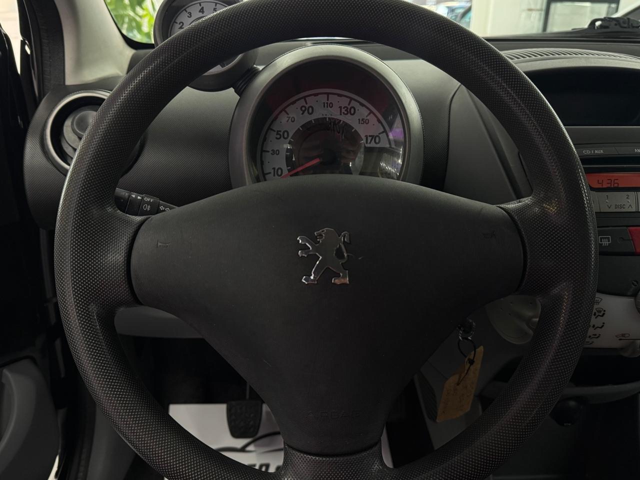 Peugeot 107 1.0 68CV 5p. Full Opt