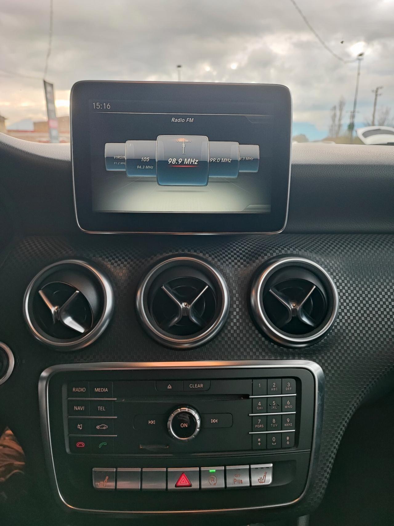 Mercedes-benz A 180 d Premium