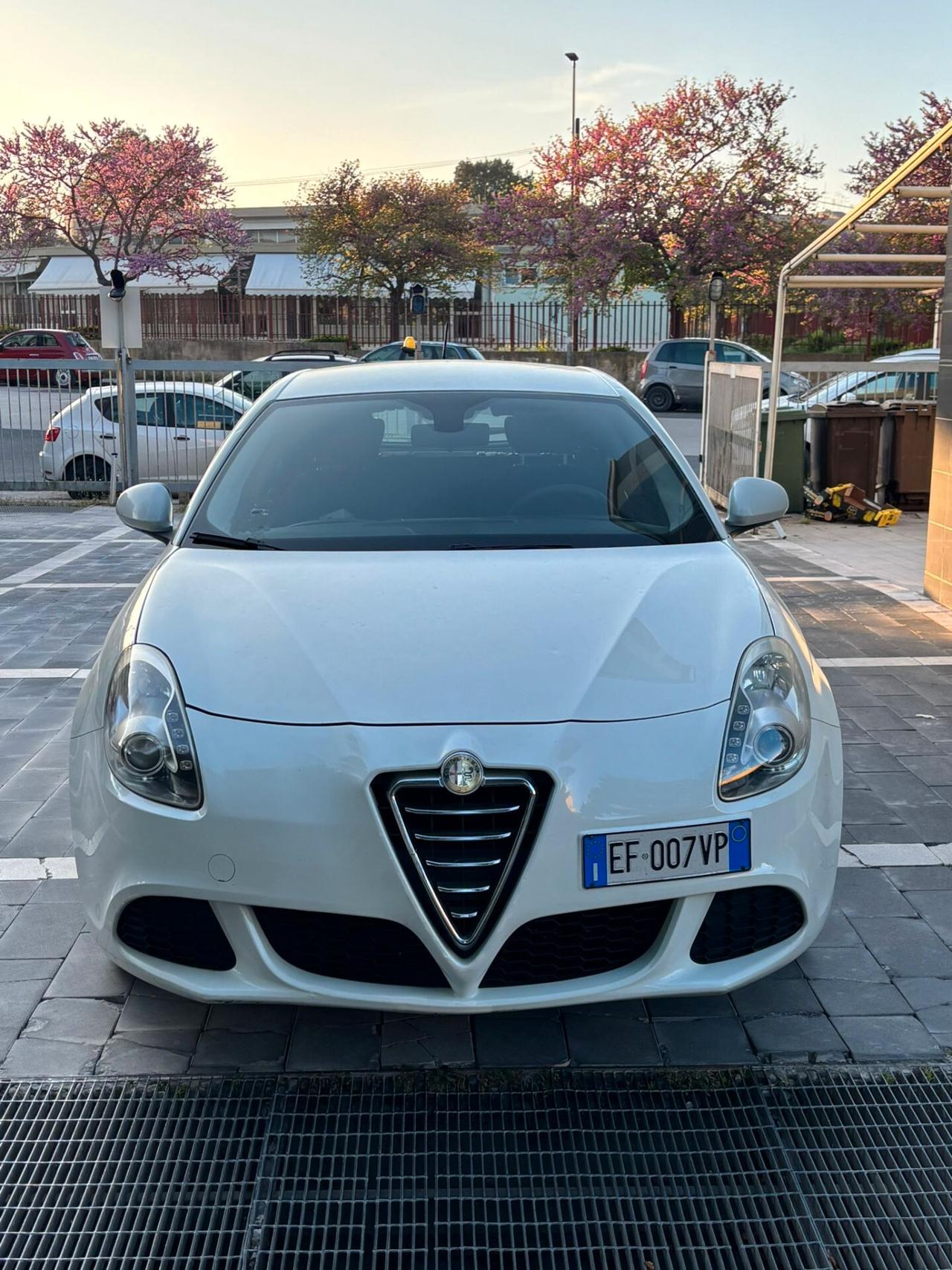 Alfa Romeo Giulietta 1.6 JTDm-2 105 CV Exclusive