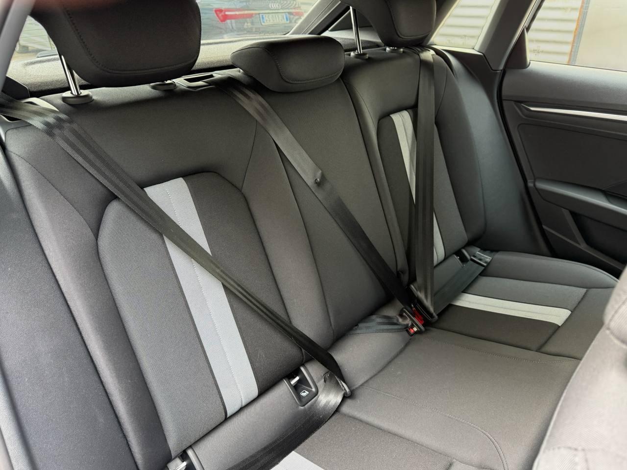 Audi Audi A3 allstreet Business Advanced TDI 110 kW S tronic