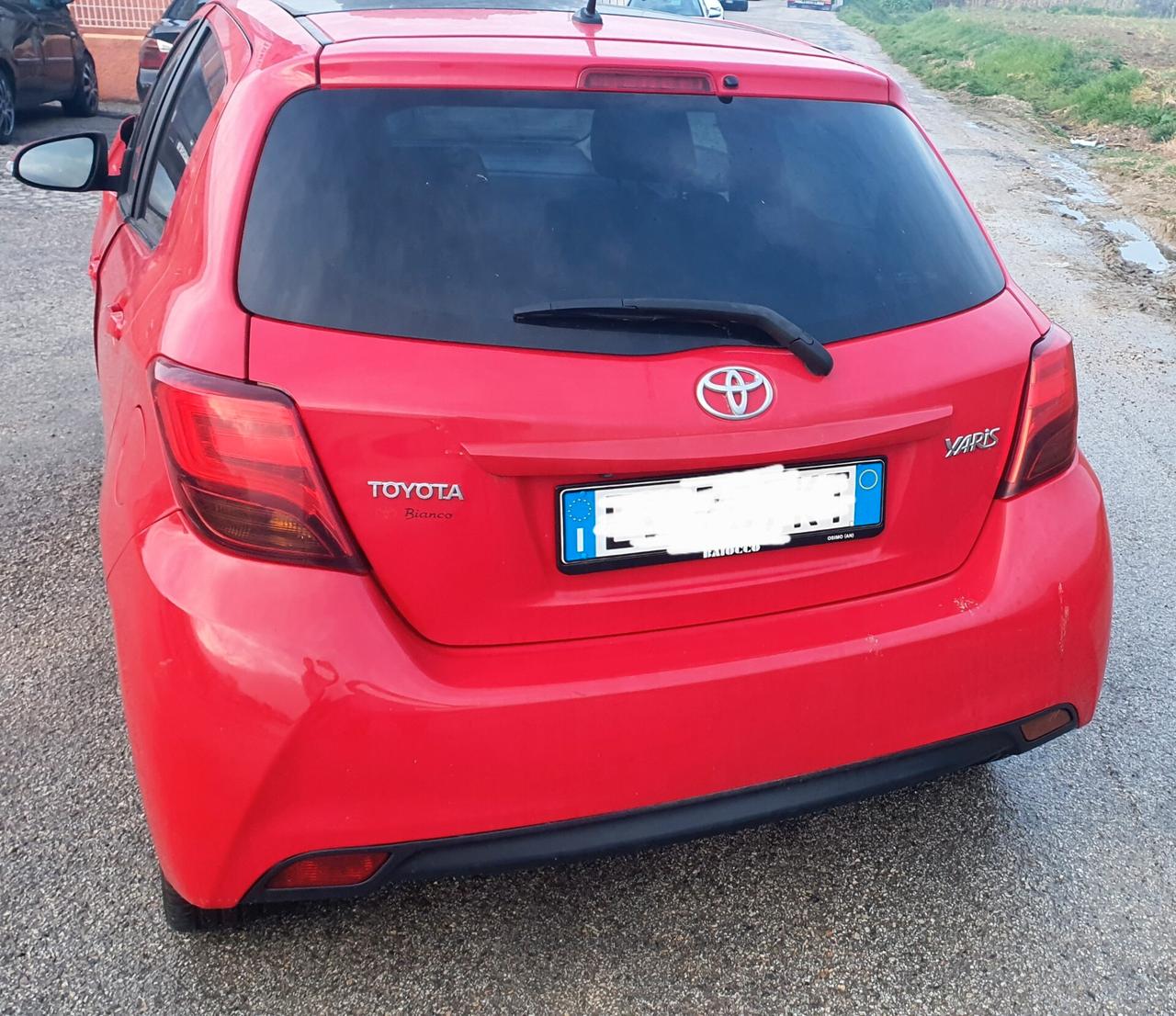 Toyota Yaris 1.4 D 5 porte 2015 per commercianti