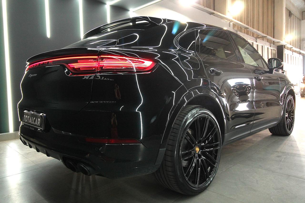 PORSCHE CAYENNE COUPÉ 3.0 V6