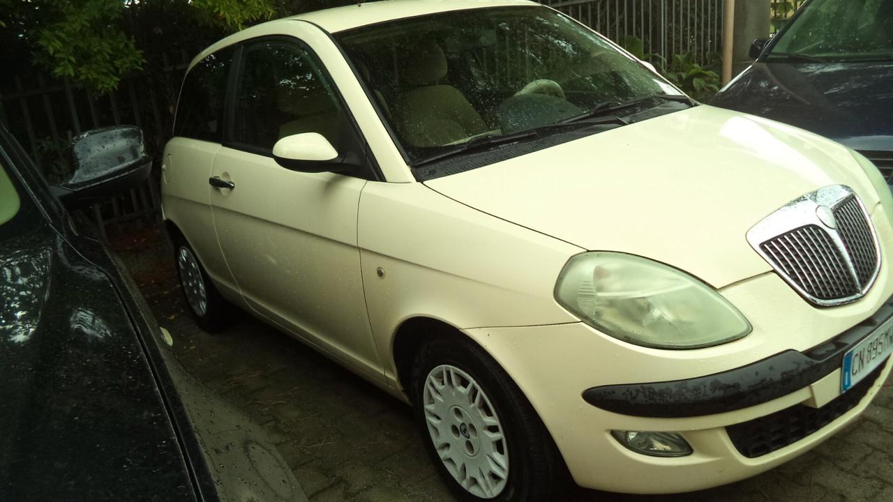 Lancia Ypsilon 1.2