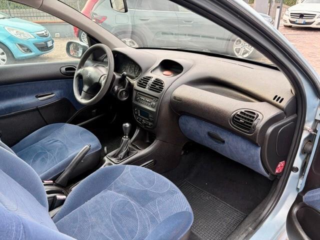 Peugeot 206 1.4 3p. XT