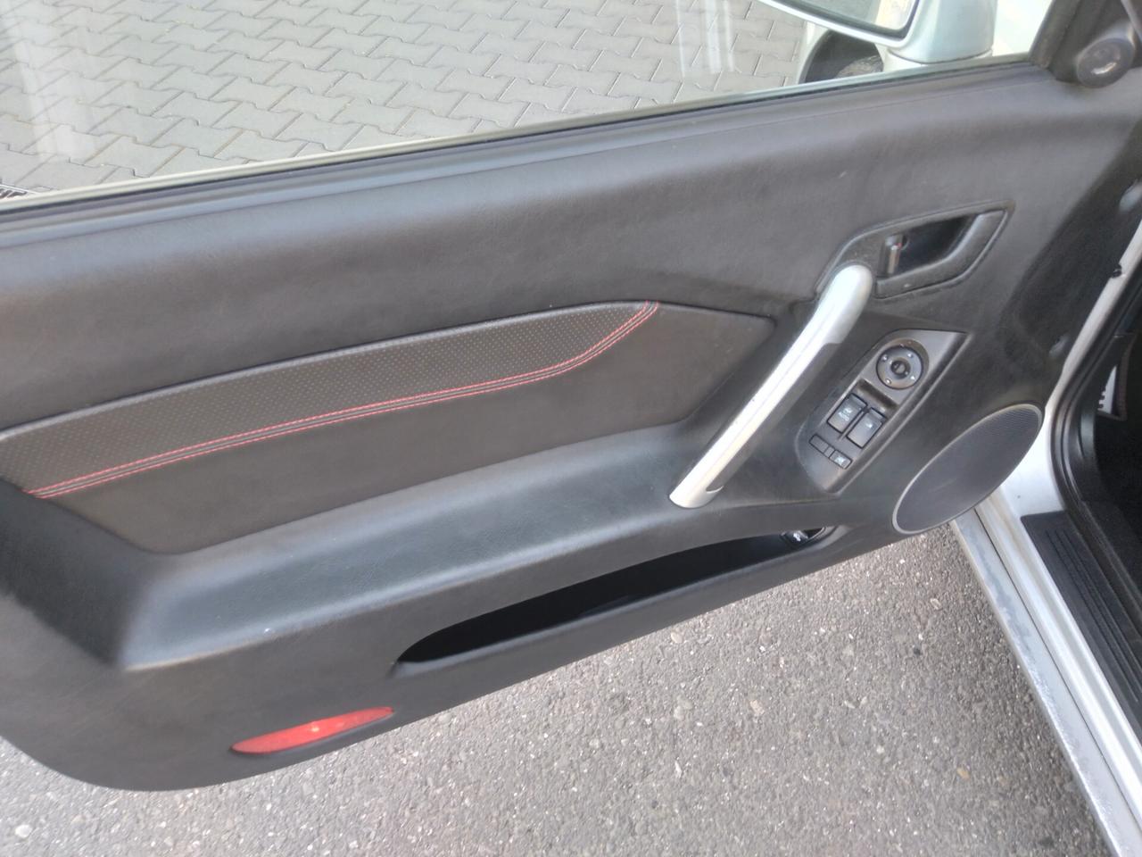 Hyundai Coupe 1.6 16V 105CV fx x neopatentati