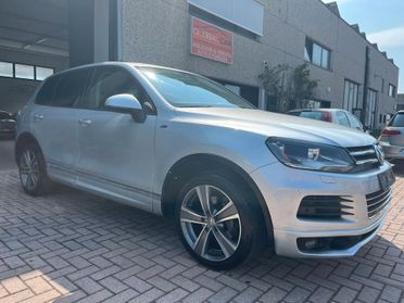 Volkswagen Touareg 3.0 TDI tiptronic RLINE GANCIO DI TRAINO