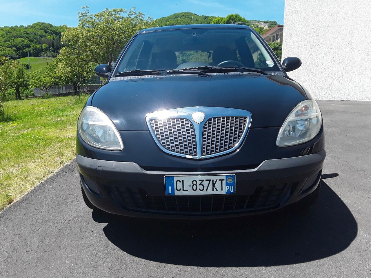 Lancia Ypsilon 1.2 Argento