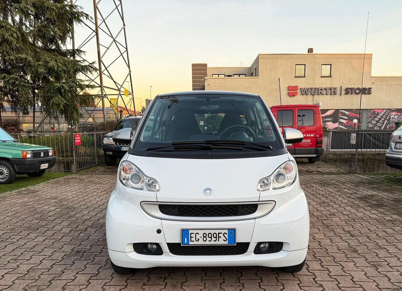 Smart ForTwo 800 40 kW coupé pure cdi OK NEOPATENTATI