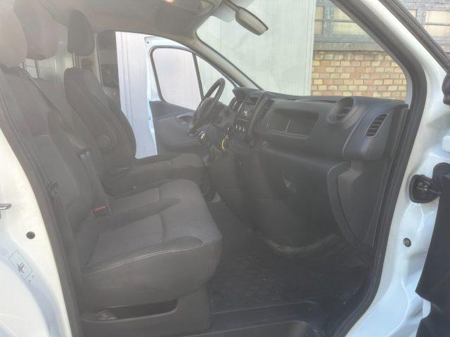 RENAULT Trafic 2.0 dCi 145 CV Furgone