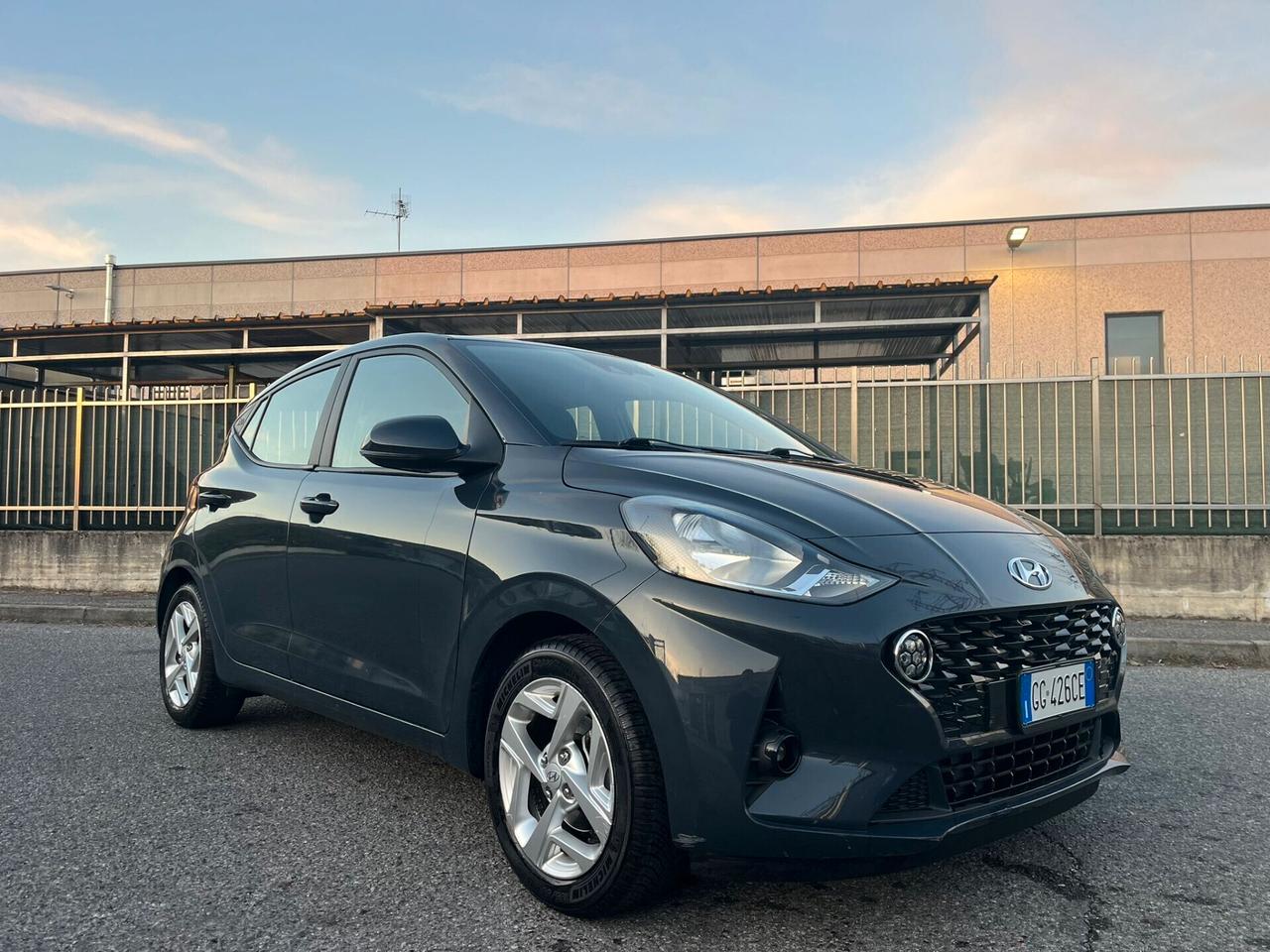 Hyundai i10 1.0 BENZ X NEOP 40.000 KM