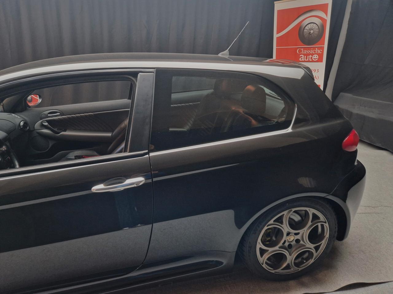 Alfa Romeo 147 3.2i V6 24V GTA ASI CON CRS