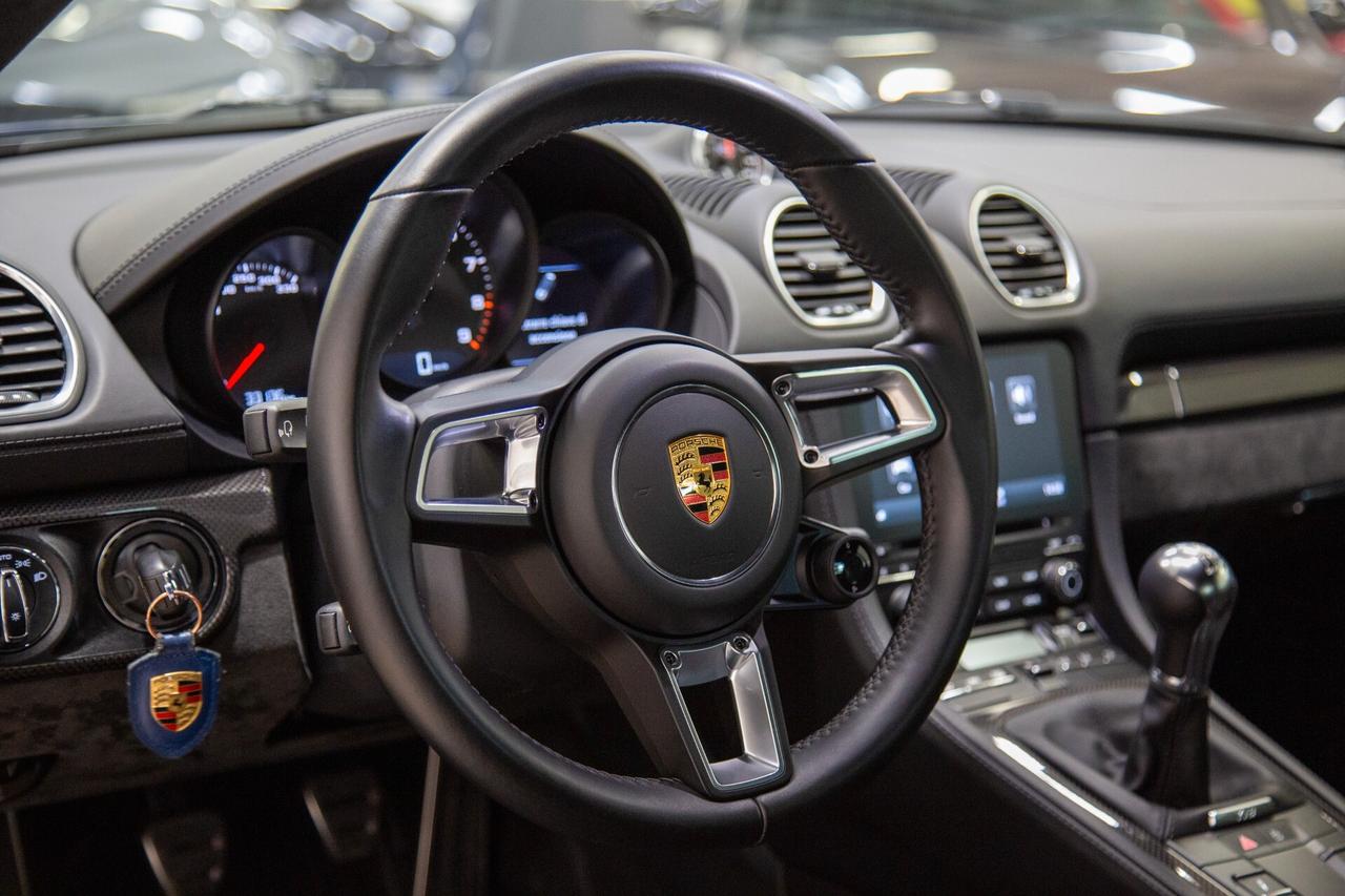 Porsche Cayman 718 GTS Manuale