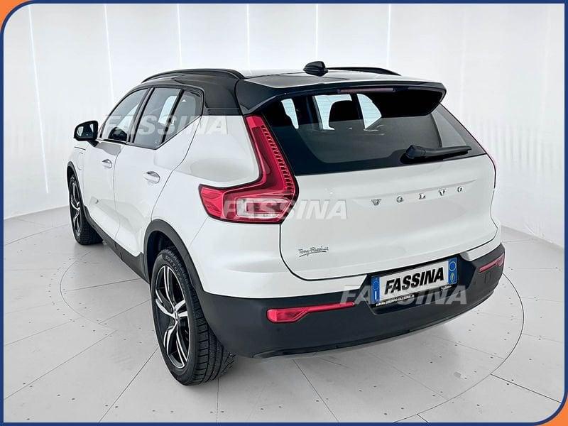 Volvo XC40 T5 Recharge Plug-in Hybrid R-design