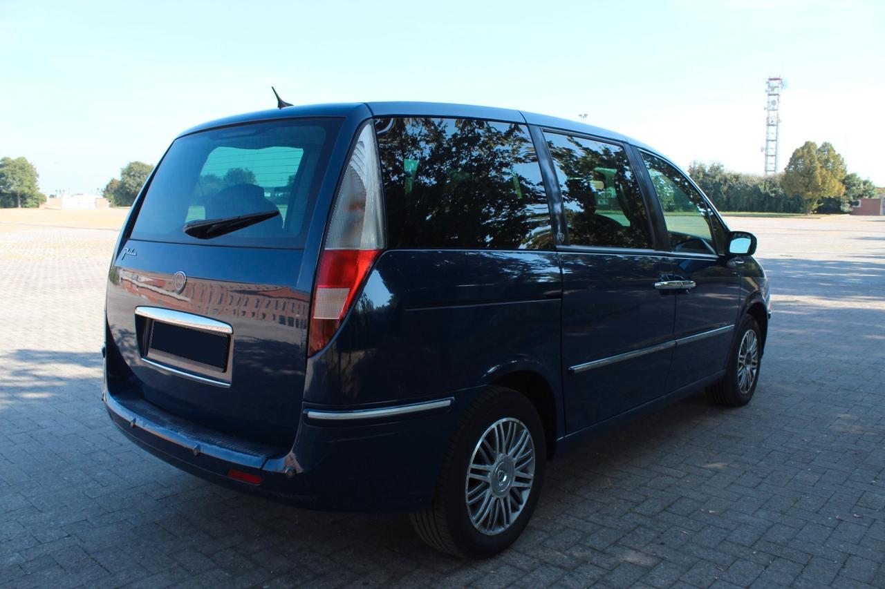 Lancia Phedra 2.0 MJT 136 CV Platino