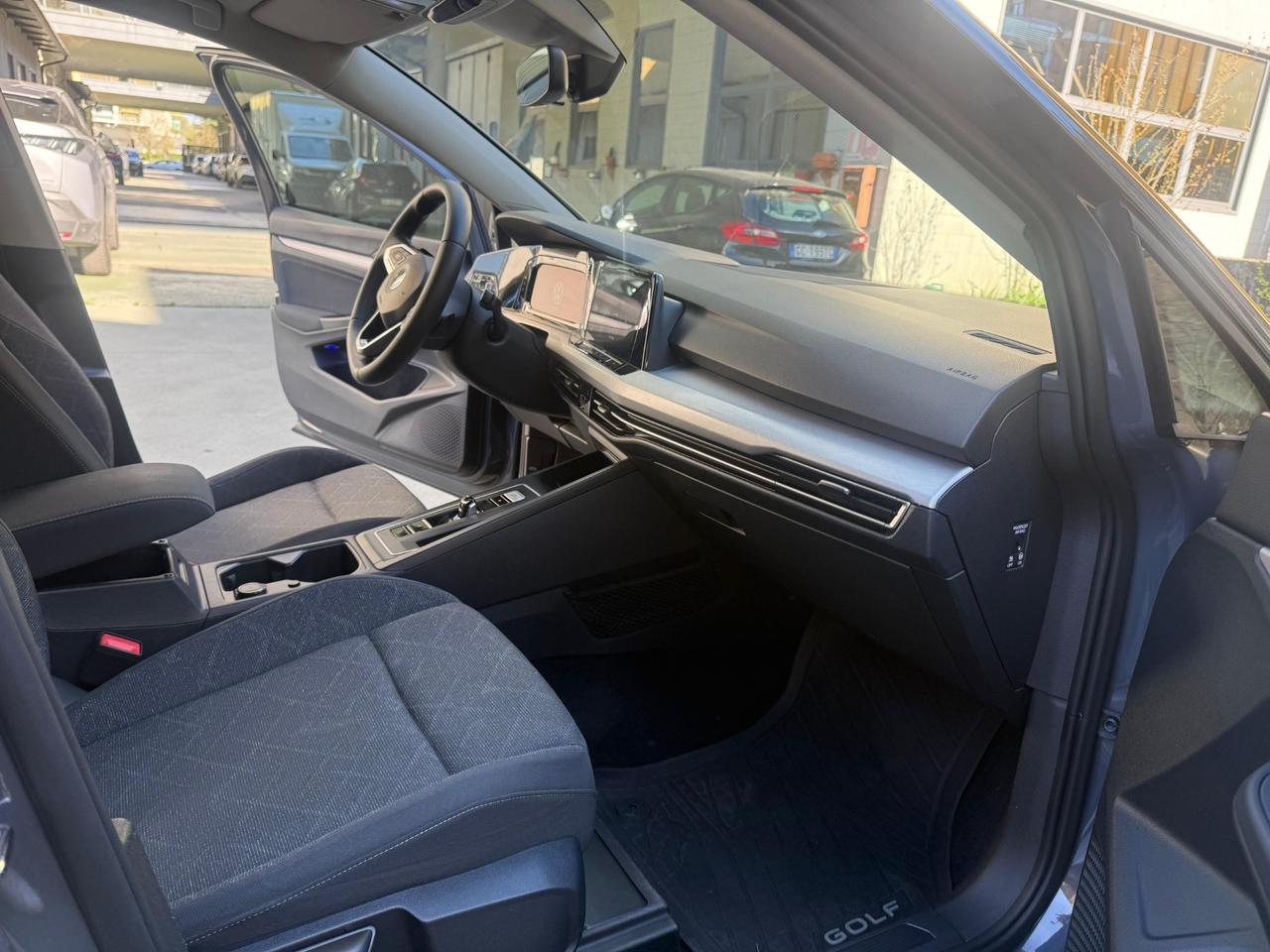 Volkswagen Golf Variant 1.0 eTSI EVO DSG Life