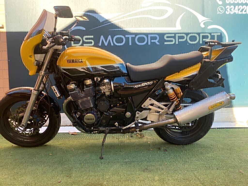 Yamaha XJR 1200