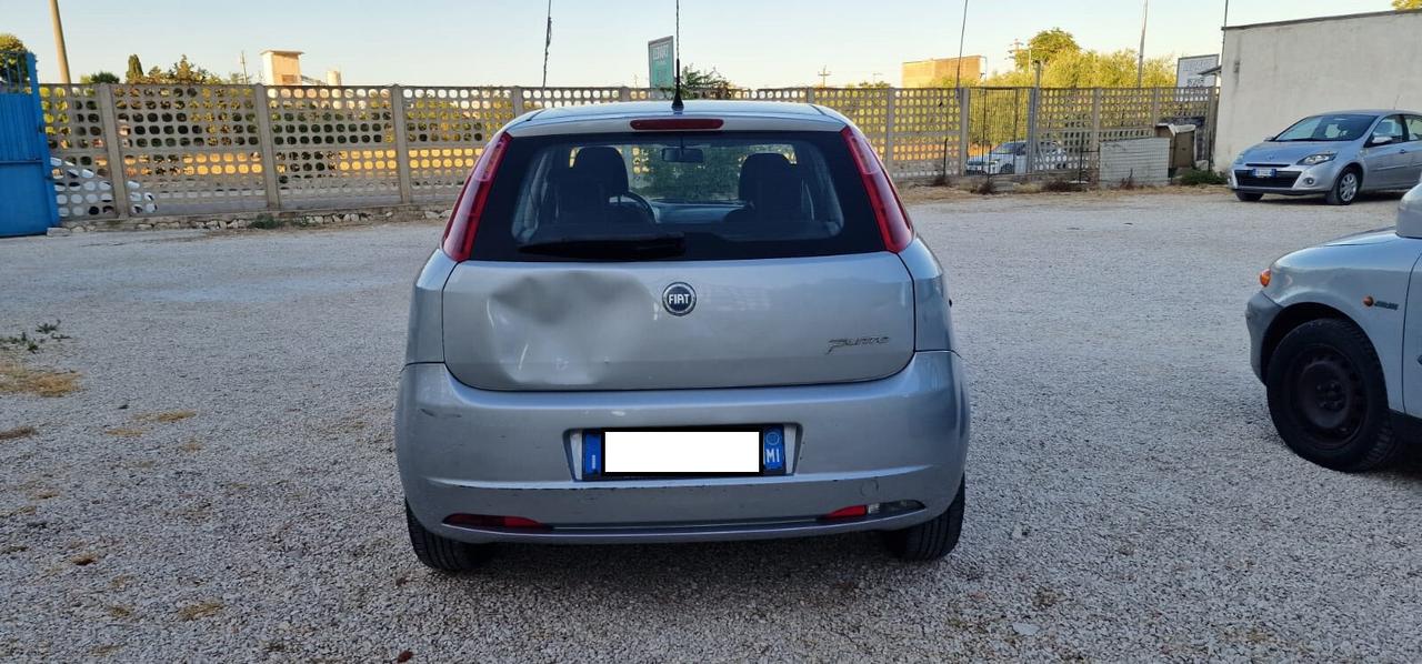 Fiat Grande Punto 1.3 MJT 75 CV 5 porte Dynamic