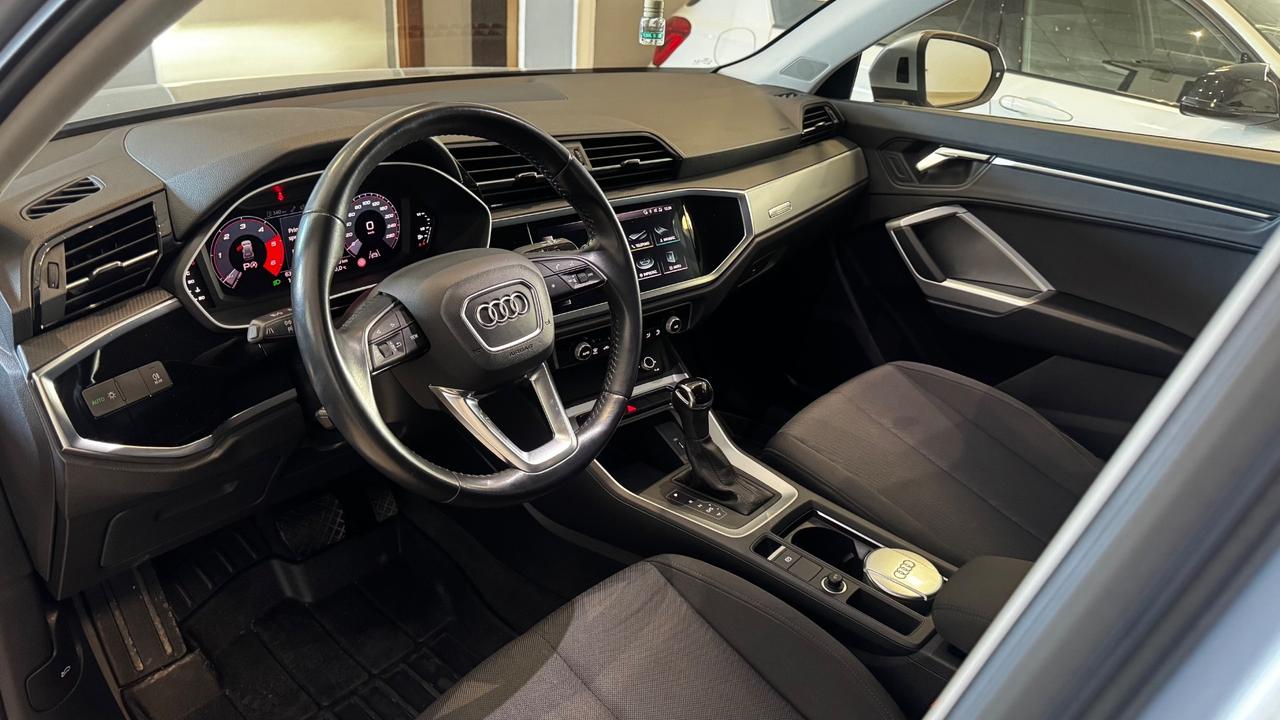 Audi Q3 35 TDI S tronic Business Advanced