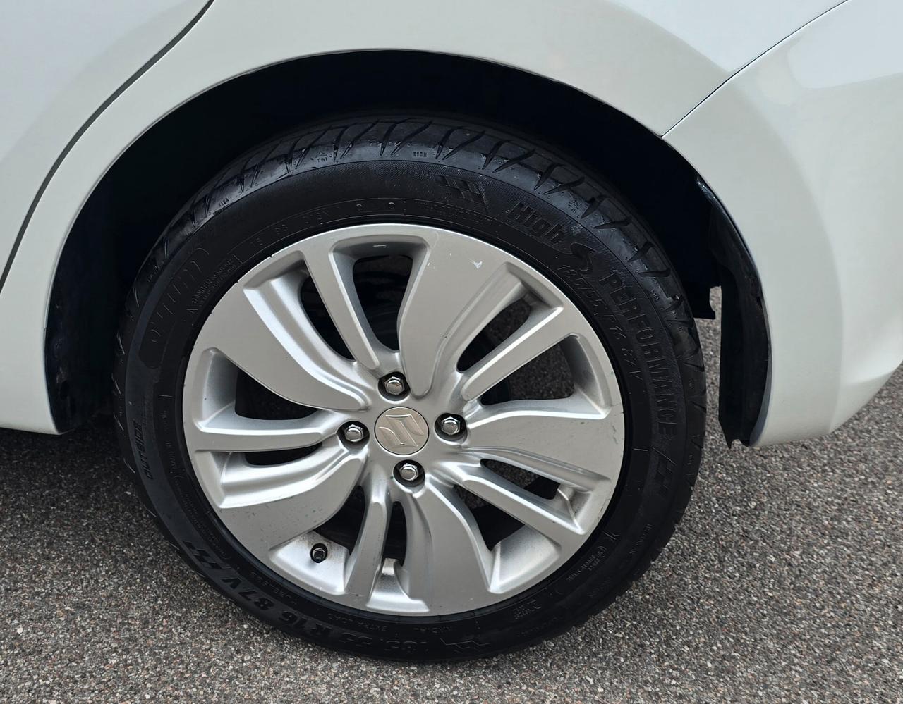 Suzuki Swift 1.2 Dualjet Cool