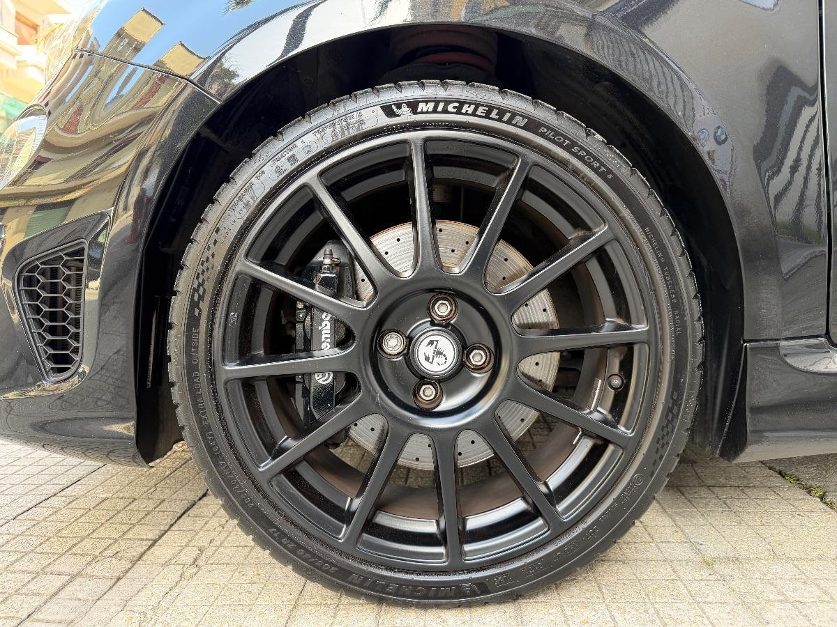 Abarth 595 1.4 T-Jet Competizione 180CV